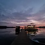 Seezeit Im Hausboot Mit Kamin & Sauna Botel *