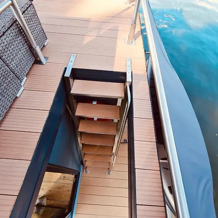 Seezeit Im Hausboot Mit Kamin & Sauna Schwielochsee