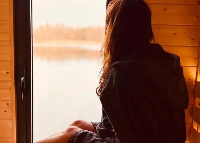 Seezeit Im Hausboot Mit Kamin & Sauna بوتيل *