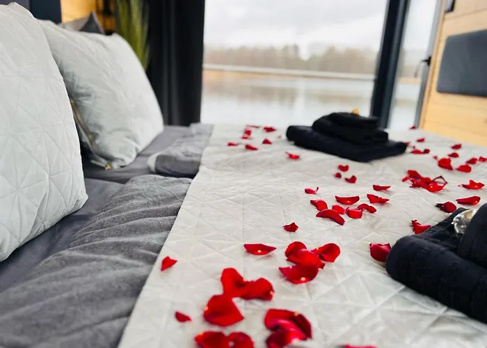 Seezeit Im Hausboot Mit Kamin & Sauna