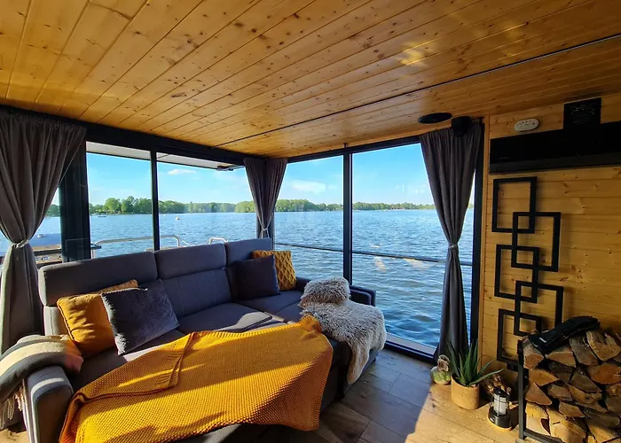 Seezeit Im Hausboot Mit Kamin & Sauna بوتيل *